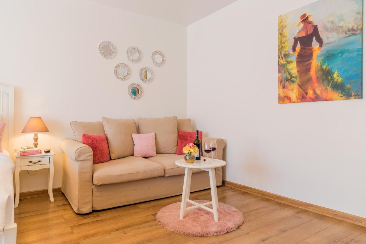 Studio T By Mrg Apartments Bükreş Dış mekan fotoğraf
